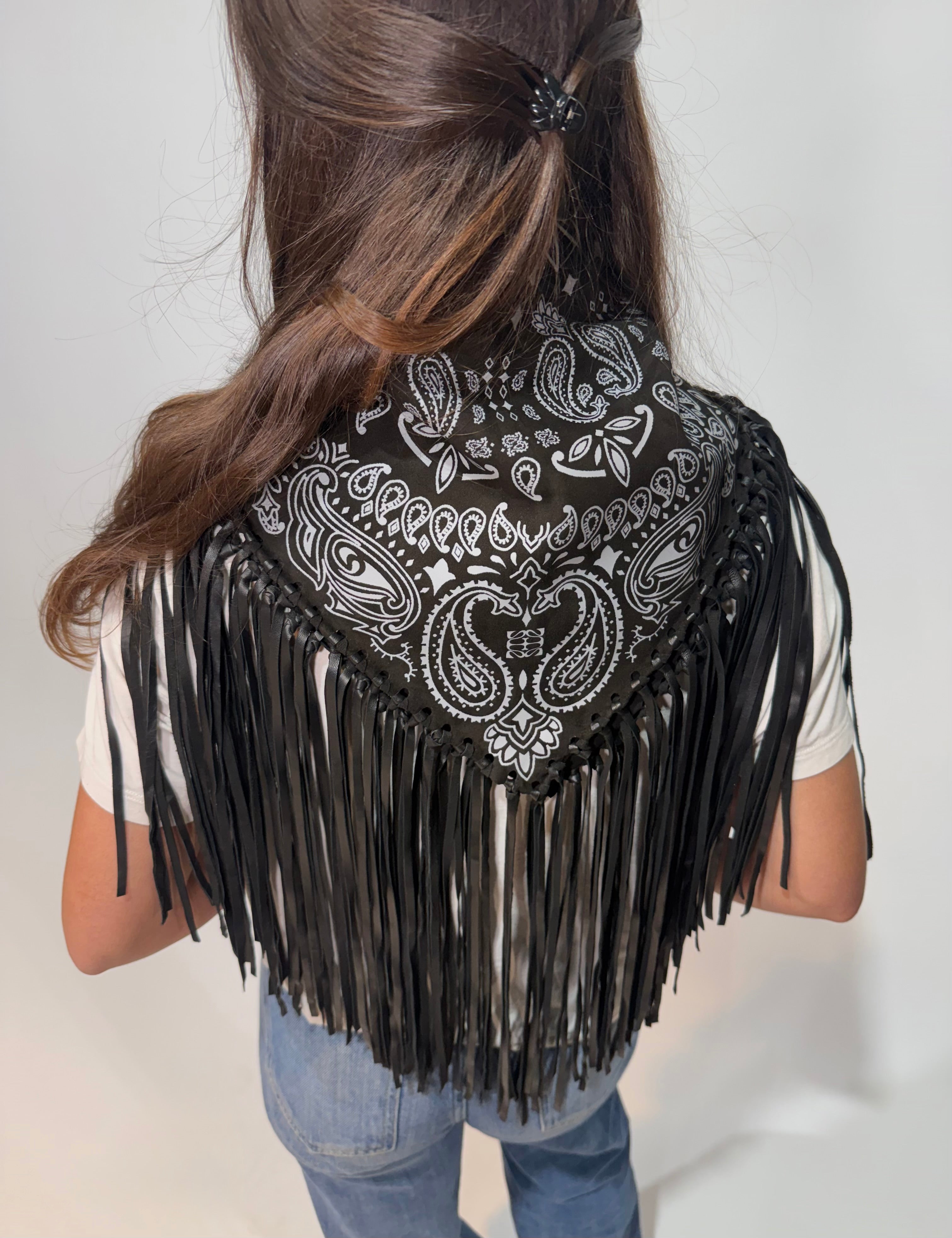 Signature Small Bandanna Scarf Black & White