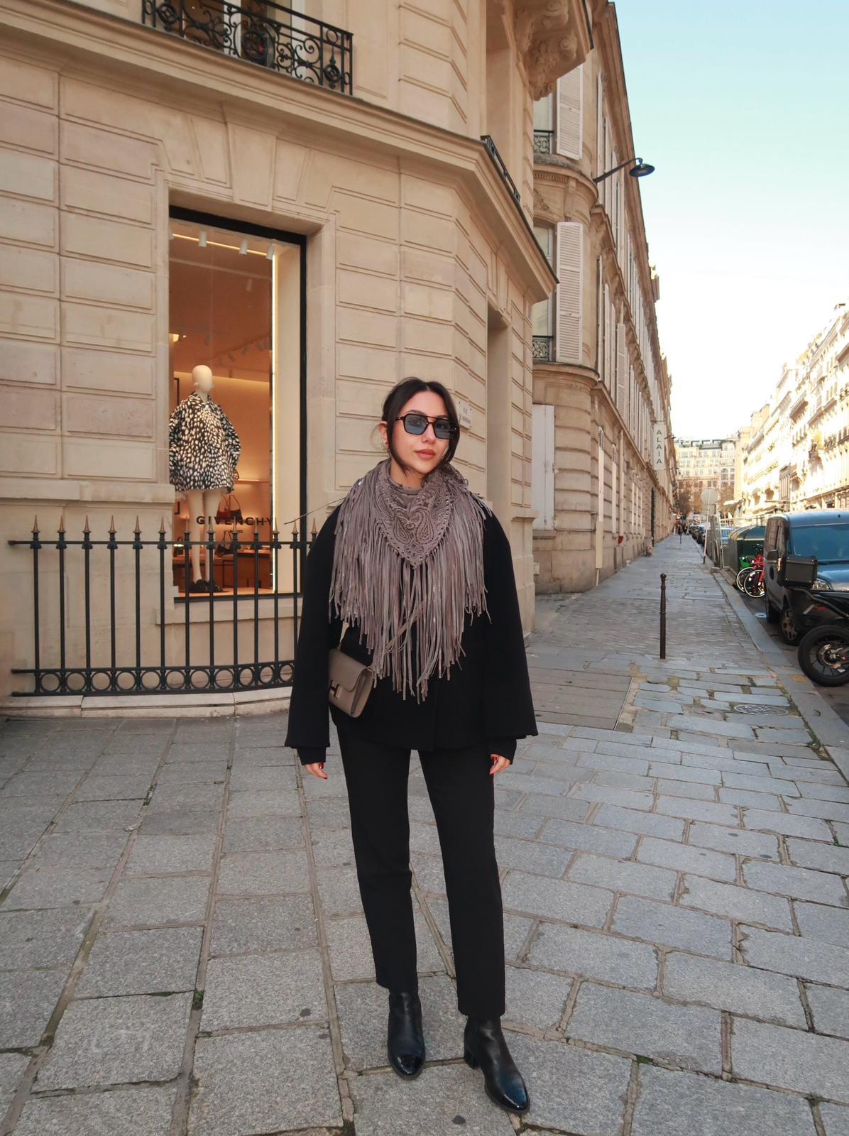 Signature Small Bandanna Scarf Gray